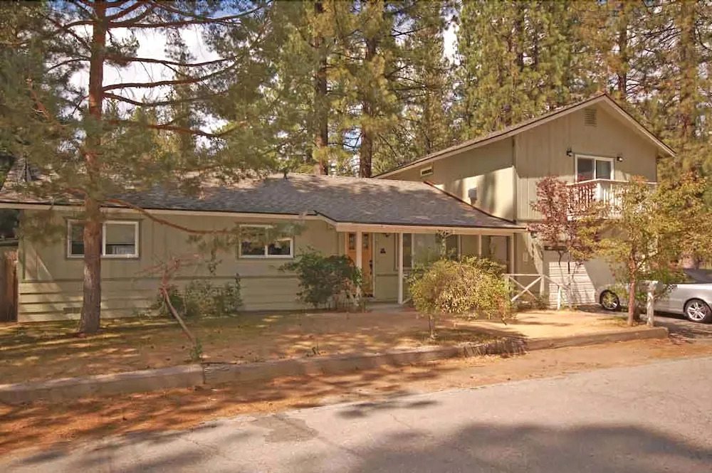 885 Sonoma Avenue by RedAwning