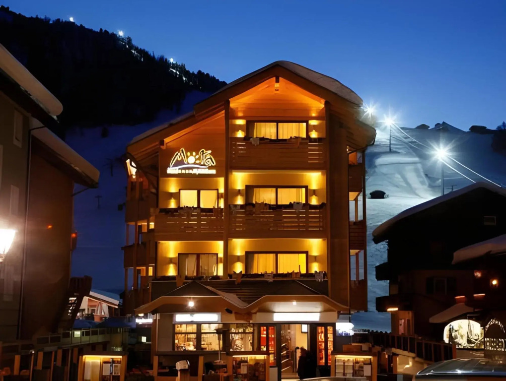 MOTA hotel