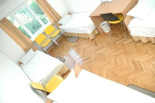 Yellow House Hostel