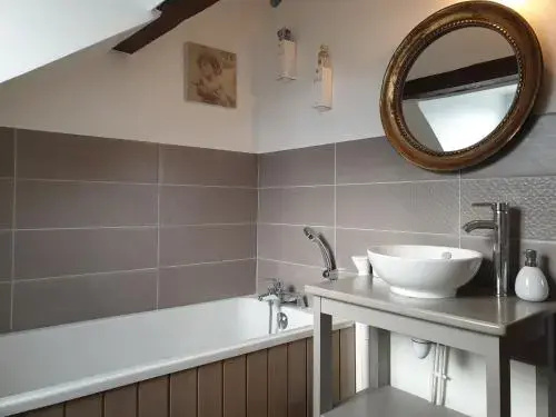Danciennes chambres de bonnes
