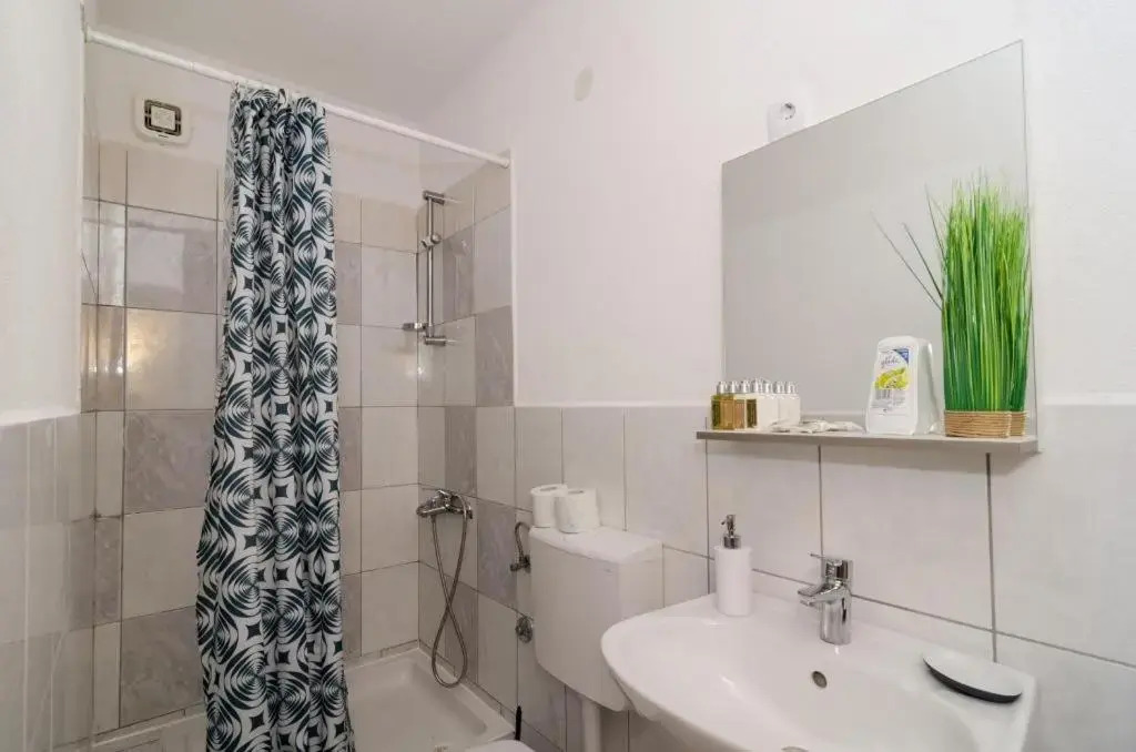 Apartments Ammos