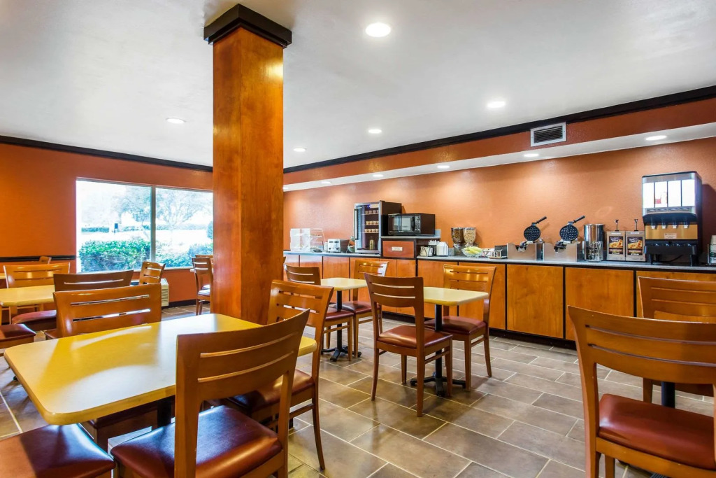 Studios & Suites 4 Less Charlotte