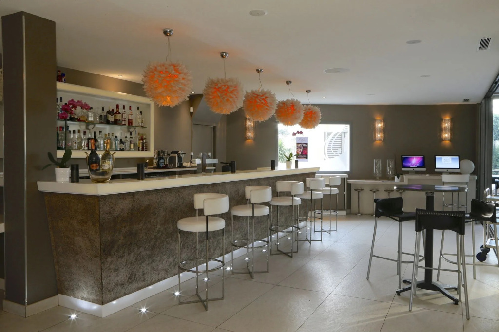 OzInn Hôtel & Spa