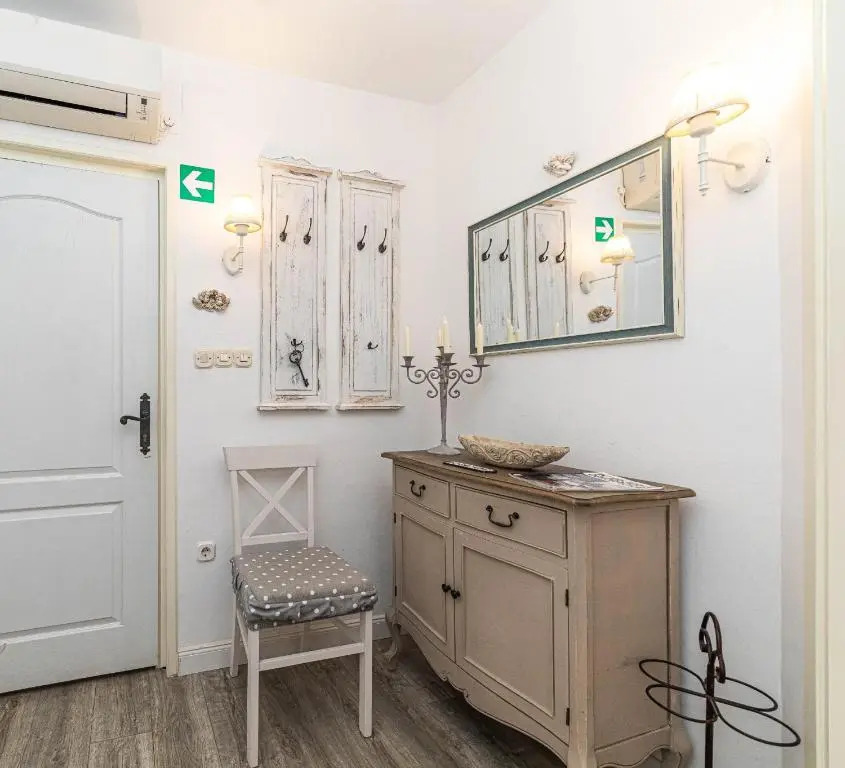 Rooms Tomic