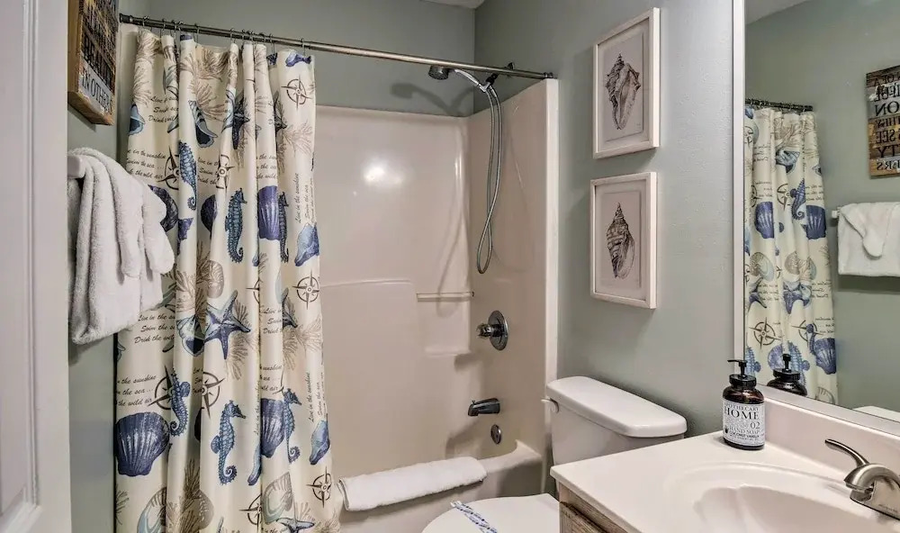 Gulf Shores Beach Condo w/ Community Pool!