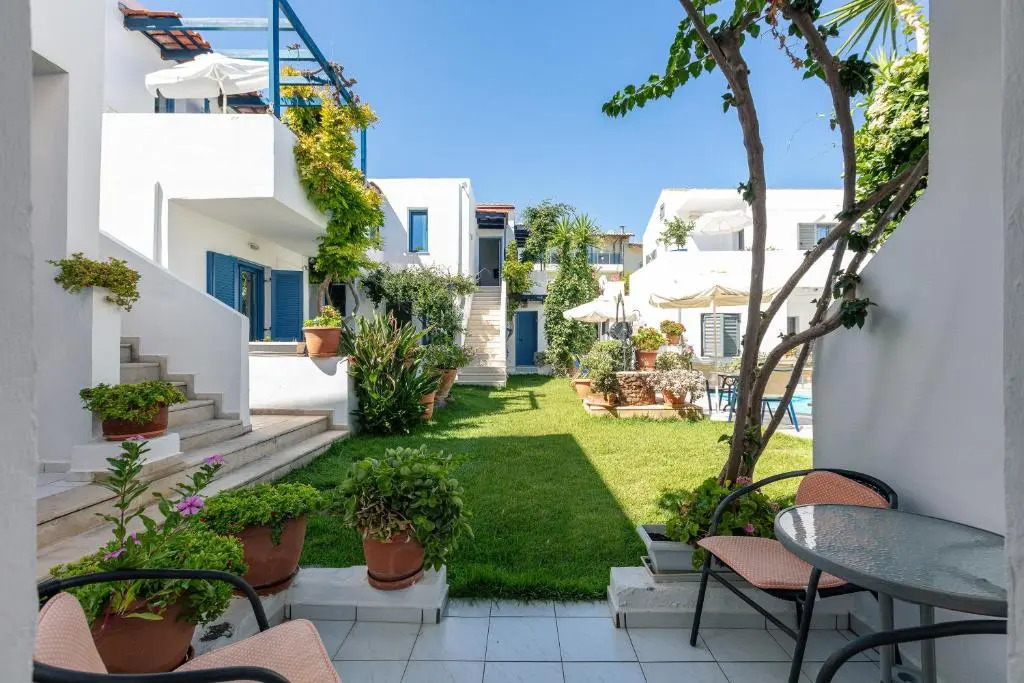 Konaki Studios & Apartments