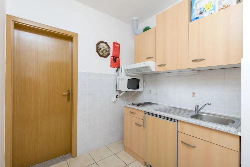 Apartment Mate