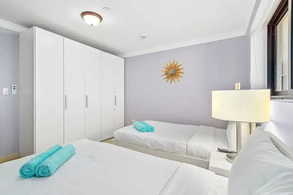 2BR 2BA Duplex w Amazing Views Pool Amenities