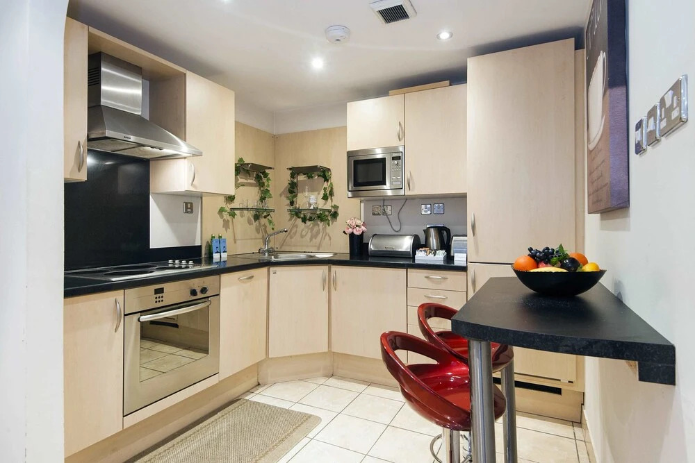 Cosy Point West Cromwell Road Apartment - SRG