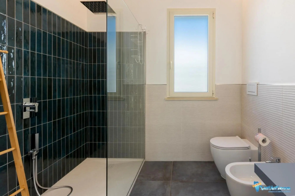 Elegant and modern Villa with pool Sea view-VILLA CON PISCINA VISTA MARE