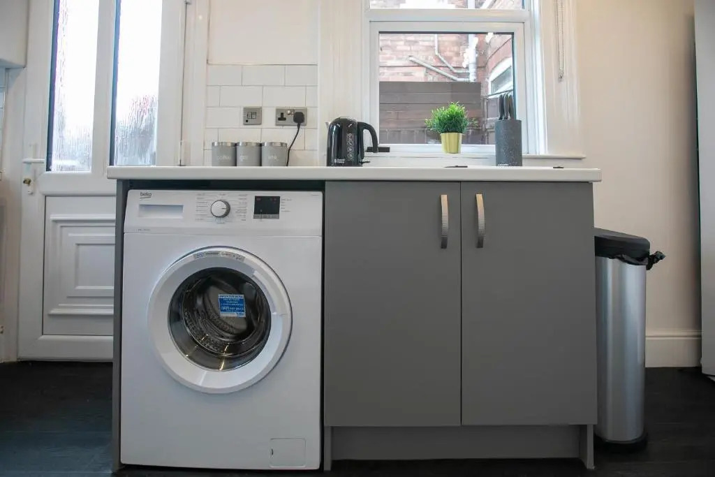 Modern Contractor House & Garden & Free Parking