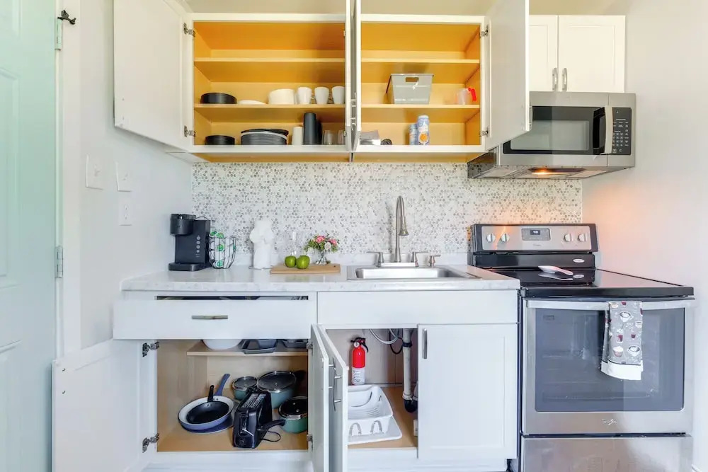 3 Mi to Downtown: Getaway in Richmond
