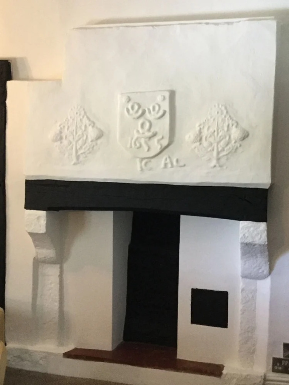 Castle of Comfort Hotel & Restaurant
