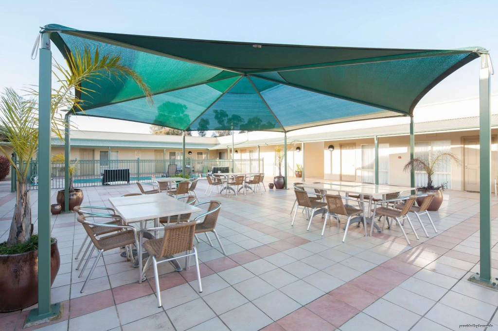 Best Western Crystal Inn