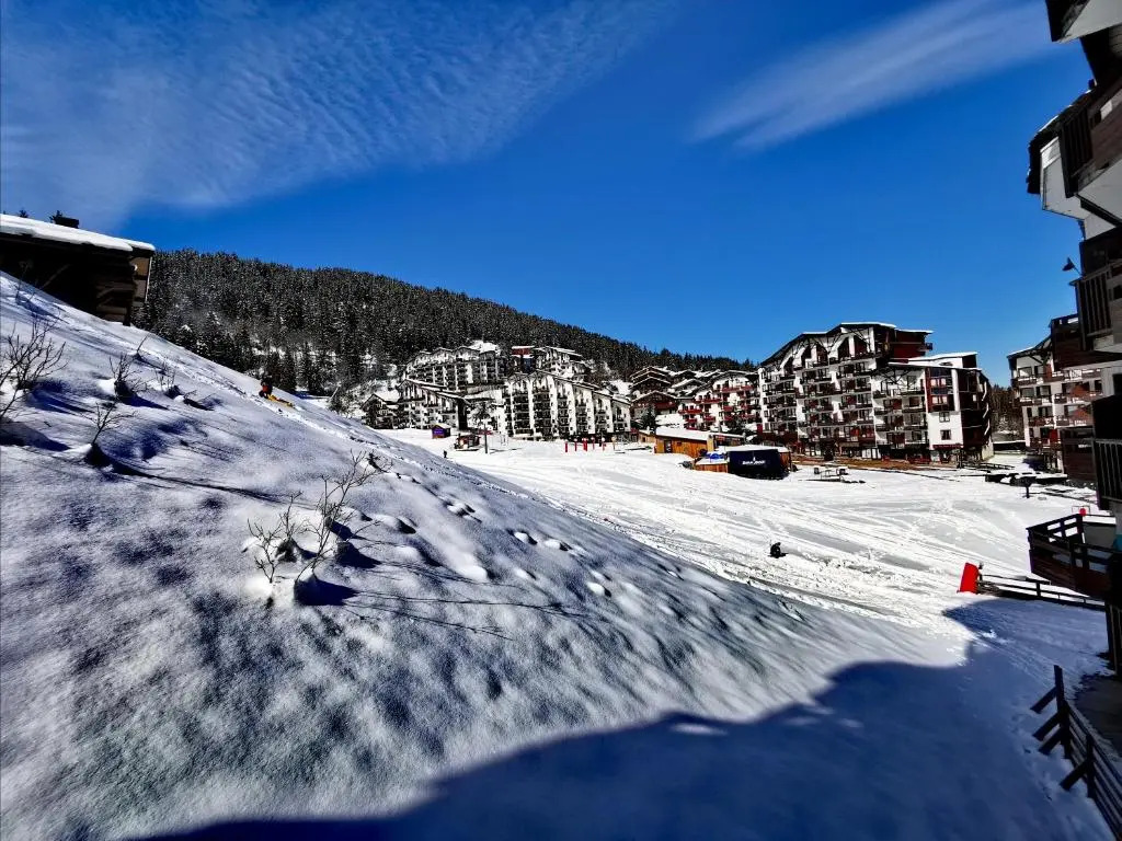 Chaleureux T2 La Tania Courchevel pieds des pistes