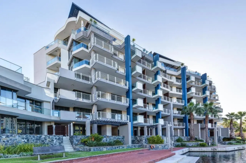 Lawhill Luxury Apartments - V & A Waterfront