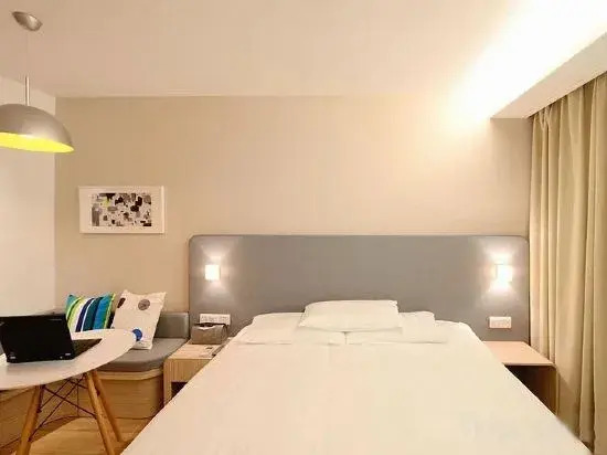 Zhengding Baoming Apartment