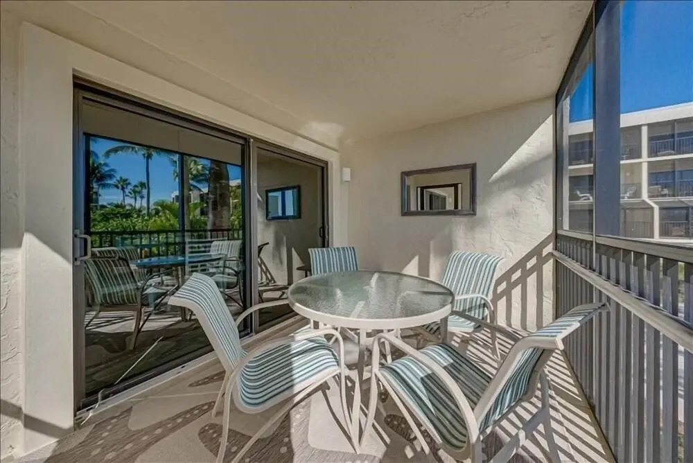 Sea Oats 142 2 Bedroom Home by RedAwning