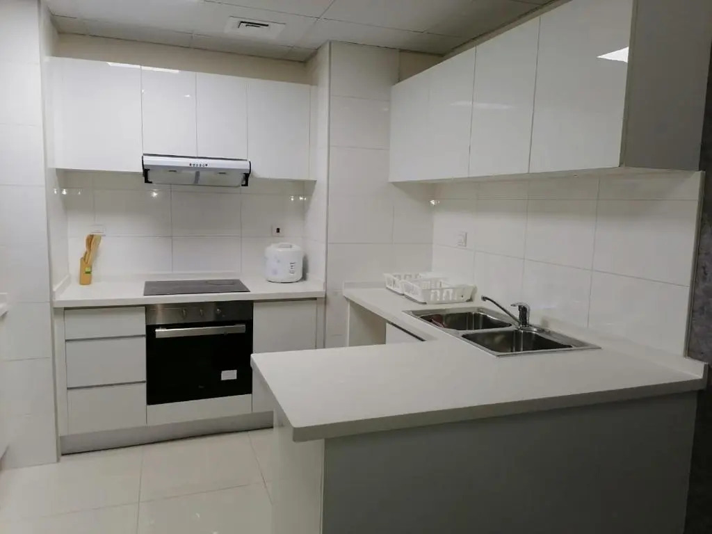 Success luxury apartment - 5 min away jbr beach - Free housekeeping provided everyday - Kids stay free up to 17 years age