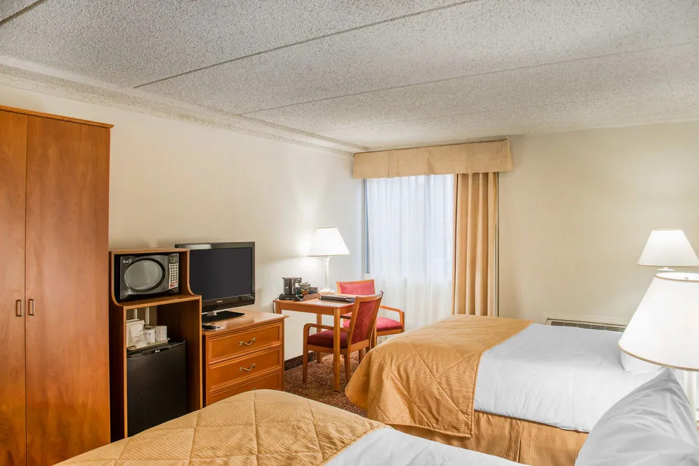 Holiday Inn Eau Claire-Campus Area/I-94