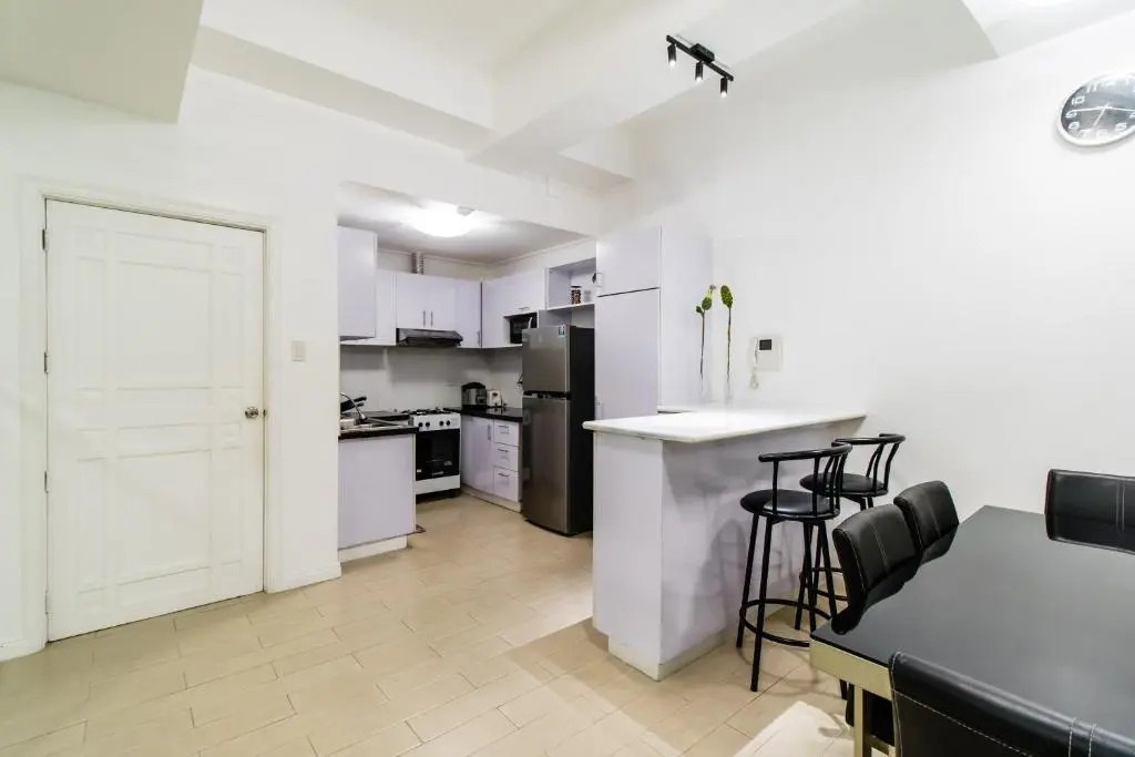 Luxury spacious 2BR in Salcedo Village