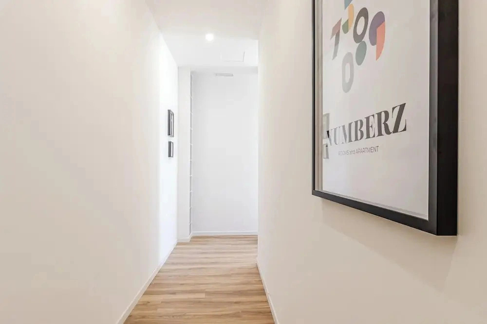 NumberZ - Rooms Apartments and Suites with Wi-Fi and AC
