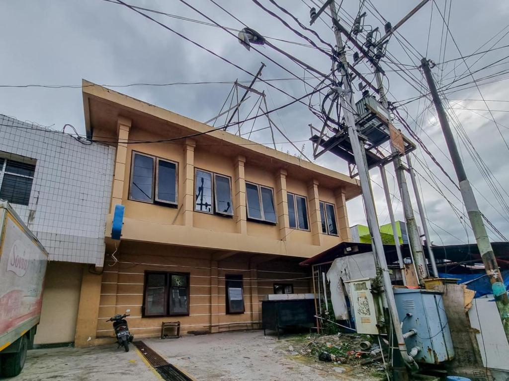 Hotel Halmahera Palangkaraya Redpartner