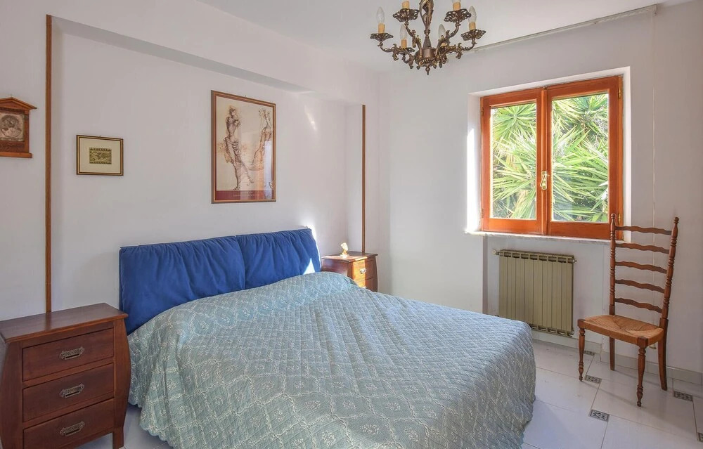 Beautiful Home in Reggio Calabria With Wifi and 3 Bedrooms