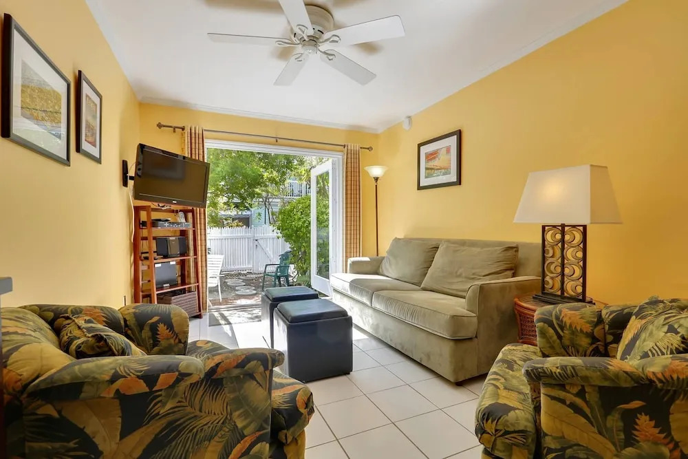 Bayview Harbor by Avantstay Ideal Location in Gated Community w/ Shared Pool