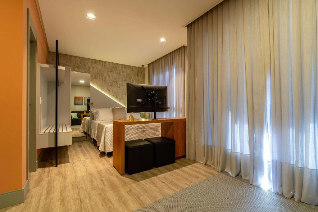 AION suítes 102 - Compacto e luxuoso Loft - Rooftop com piscina e academia - À poucos passos da praia