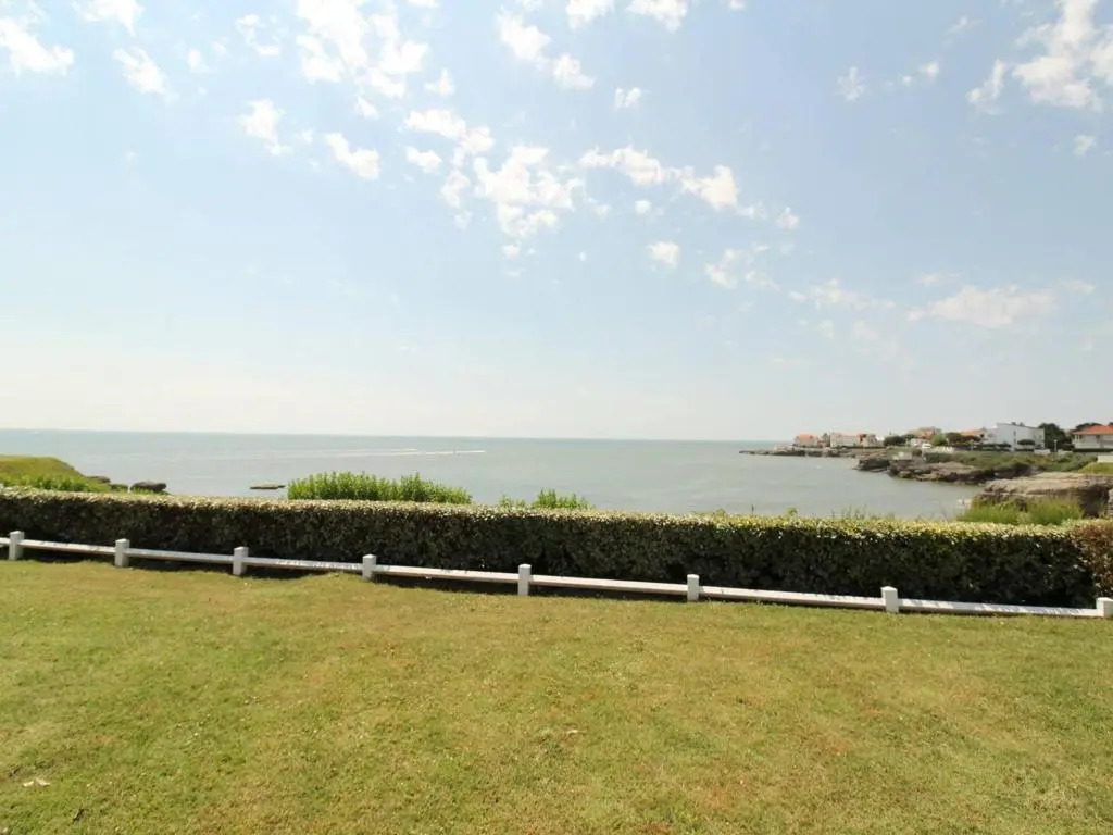 Appartement Royan, 1 pièce, 3 personnes - FR-1-494-67