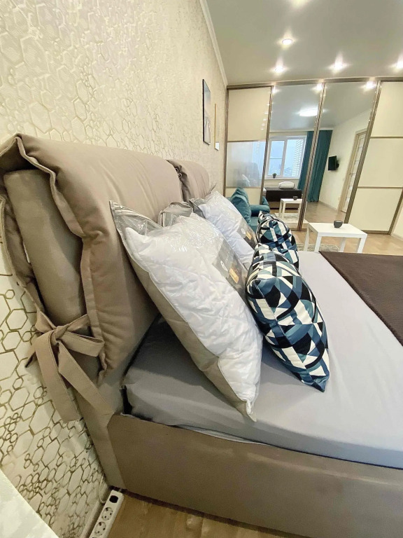 Rental Family Rooms (Рентал Фэмили) на улице Переверткина