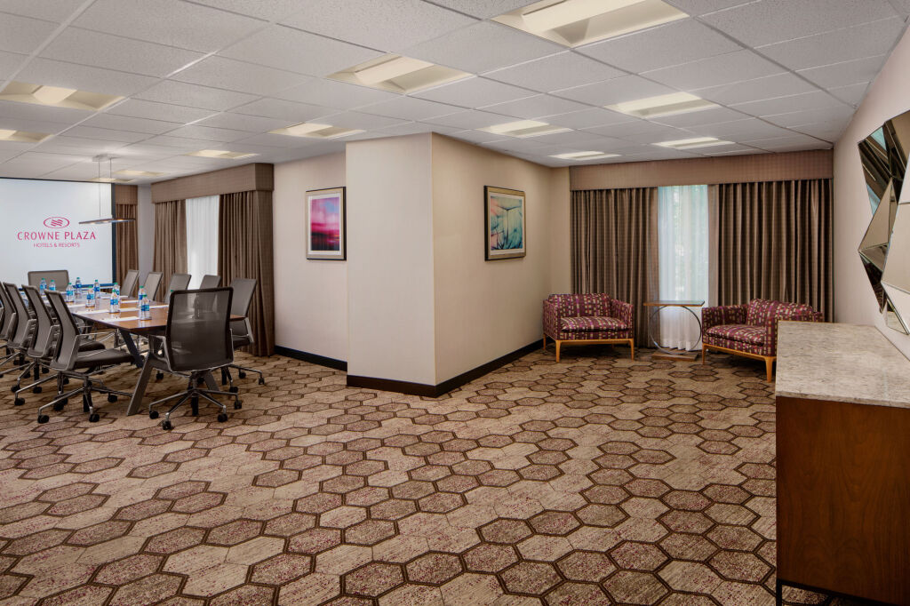 AC Hotel by Marriott Portland Lake Oswego