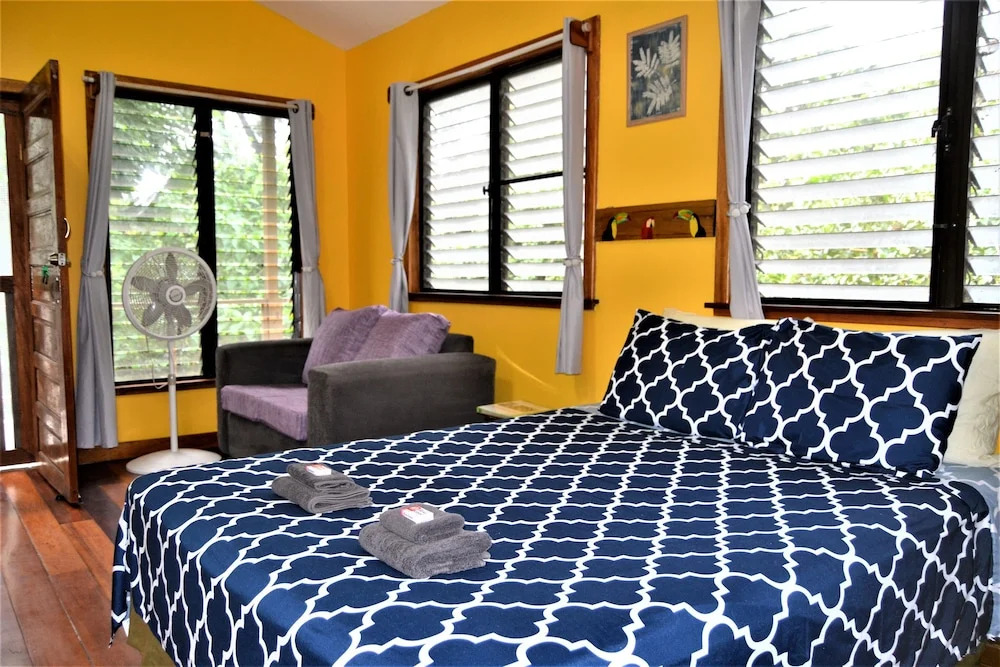 Treetop Cottage Escape in Tropical Garden Near San Ignacio