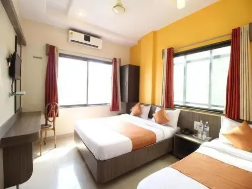 Hotel Sai Palkhi