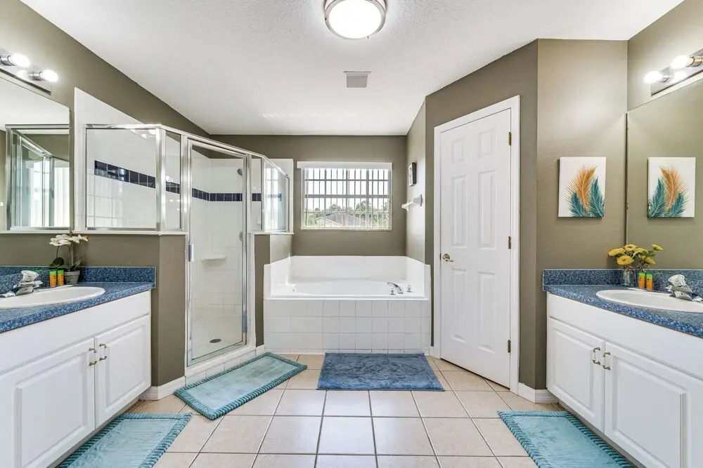 10 Mi to Parks: Spacious Kissimmee Home w/ Lanai!