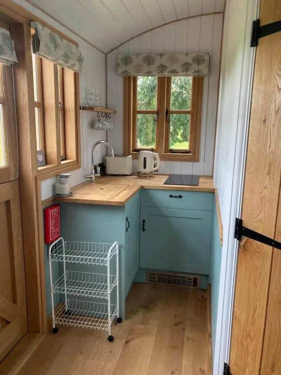 Shepherd’s Hut - The Mule