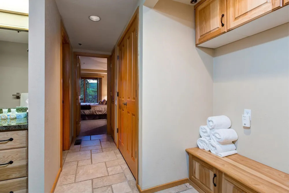 Abode on Ridgepoint