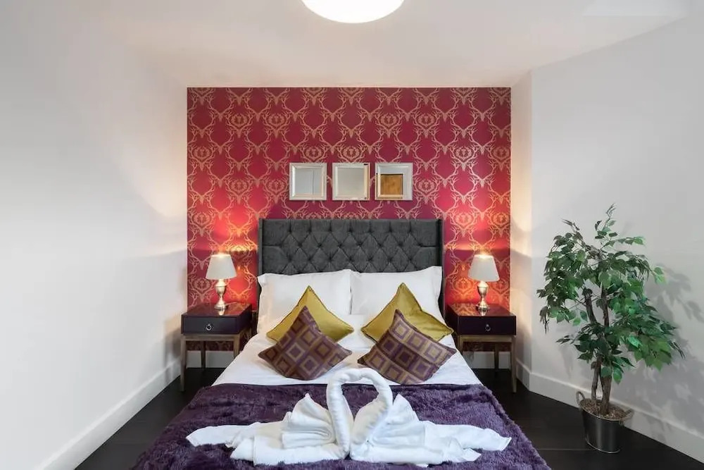 Kings House by Karah Boutiques