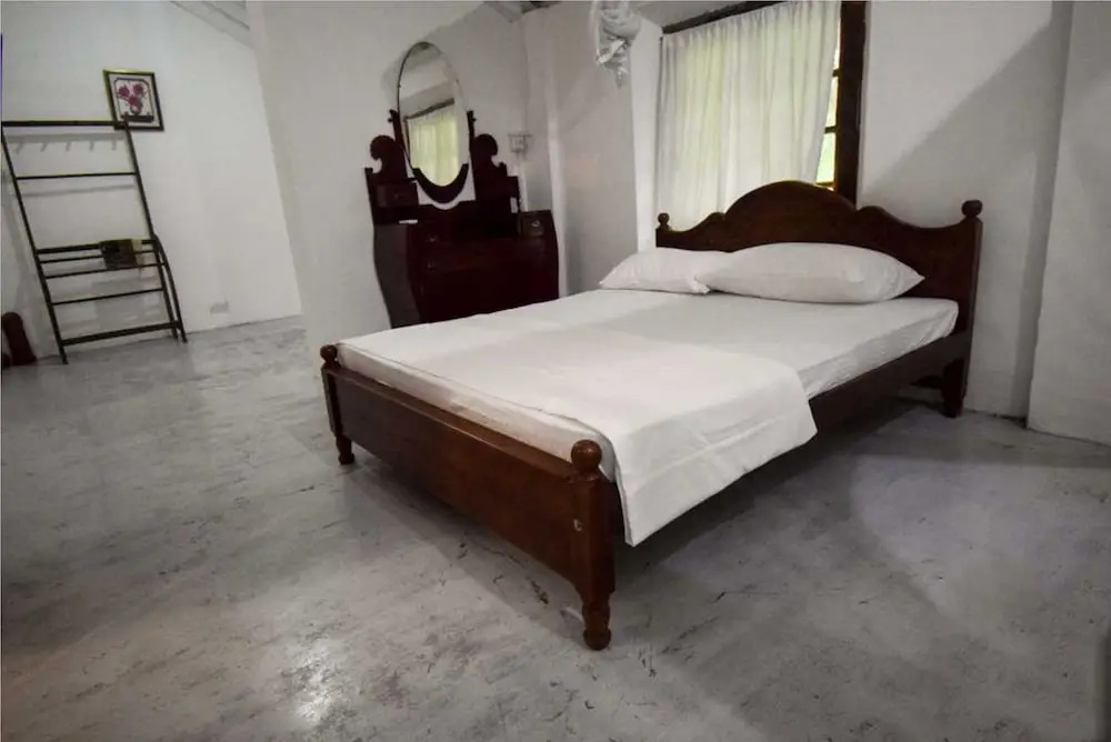 Yoho R K Villa
