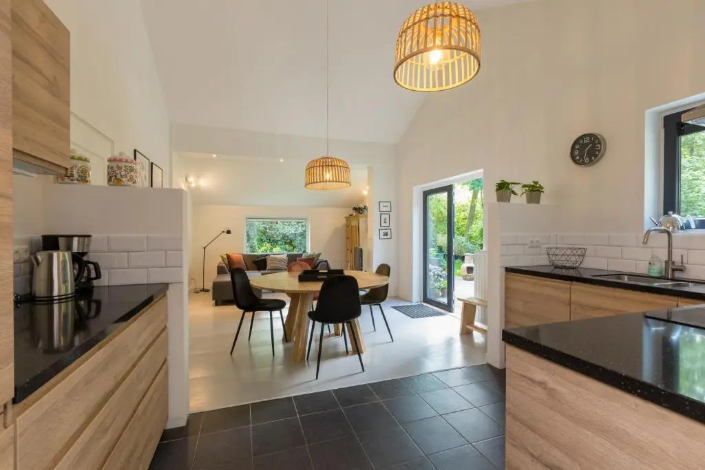 Welcome in - Vakantiehuis in bosrijke omgeving, nabij strand I Vebenabos 69 De Tuureluur Dishoek