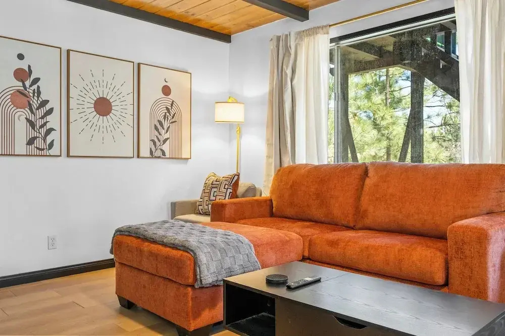 Luxury Studio Escape - Trails & Views