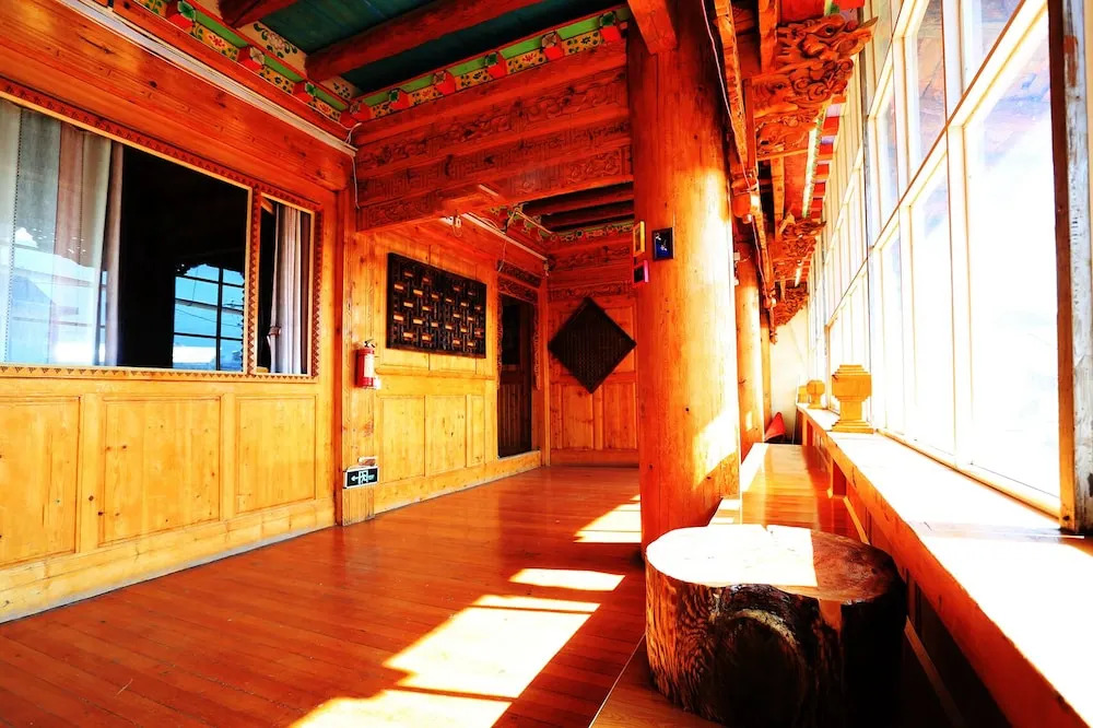 Blue Bird Boutique Hotel