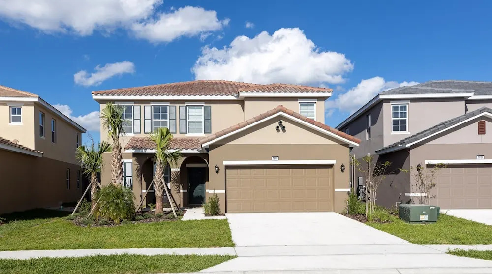 7660oml-solterra Resort 5 Bedroom Home by RedAwning