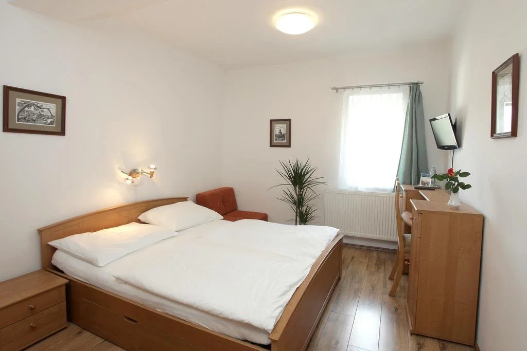 EA Hotel Hrubá Skála