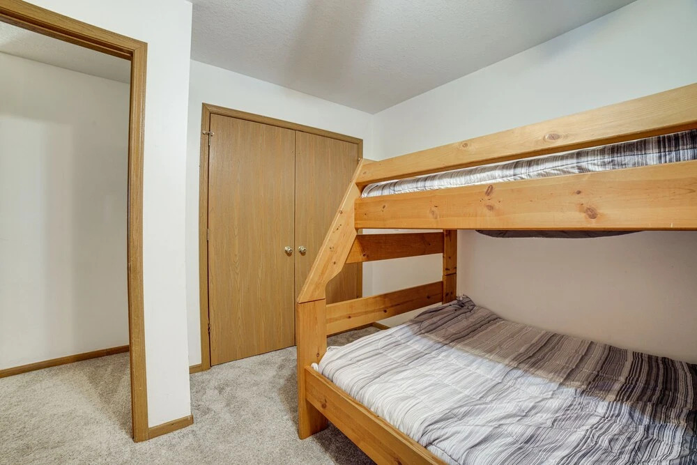 Bourbonnais Townhome ~ 3 Mi to ONU Campus!