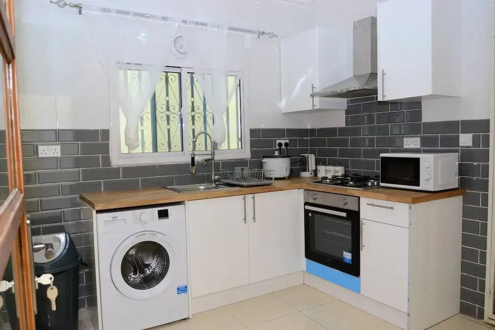 Janhas Senegambia Villa rental 3 with free wi-fi