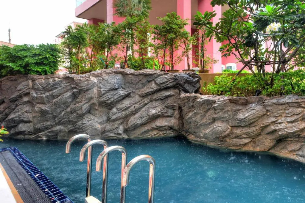 Grande Caribbean Condo