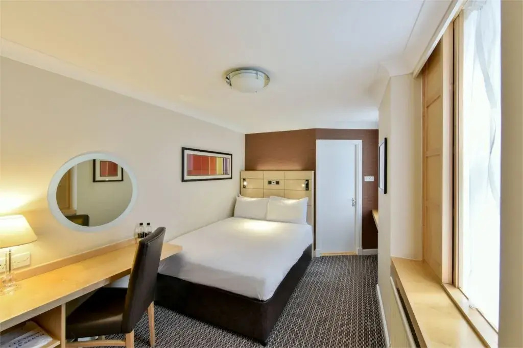 Strand Palace