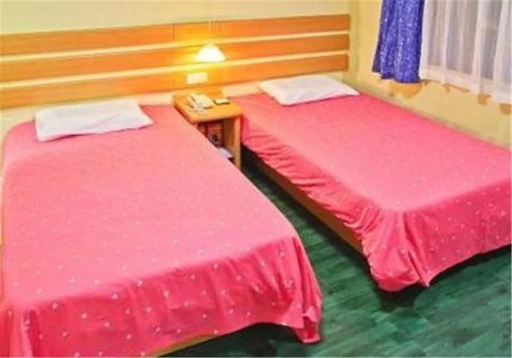 Home Inn Sanya Wenming Road Branch